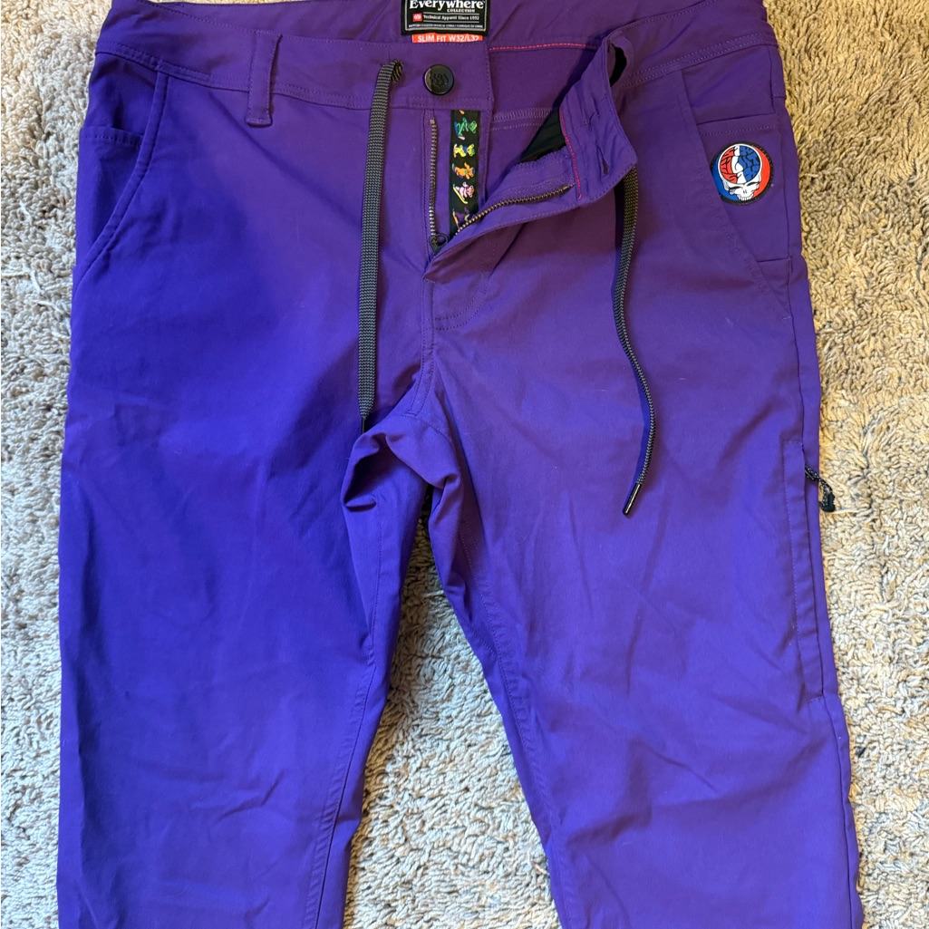 684 Grateful Dead Everywhere Pants